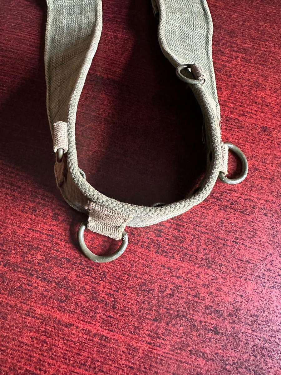 Rhodesian webbing belt. Extended length 101 cm. Olive green.