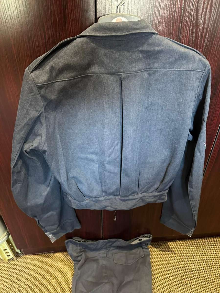 SA Airforce bunny jacket and trousers. The bunny jacket a size medium, measures 53 cm armpit to armp