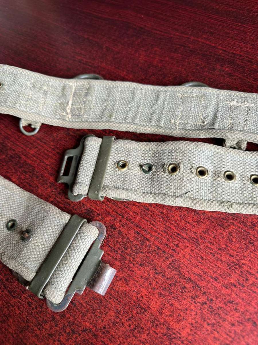 Rhodesian pattern 62 webbing belt. Extended length 107cm.