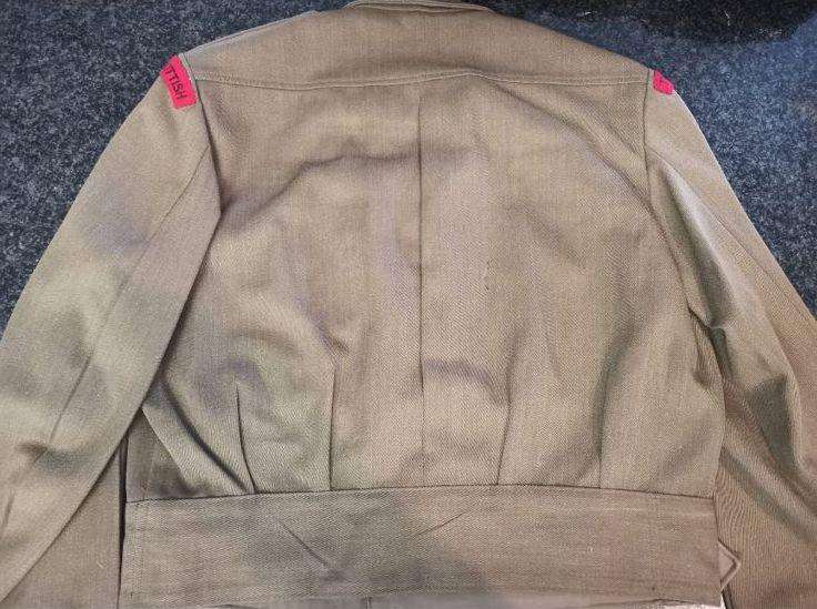 2ND Transvaal Scottish uniform. The jackket has some moth damage as indicated on the back and cuff,o