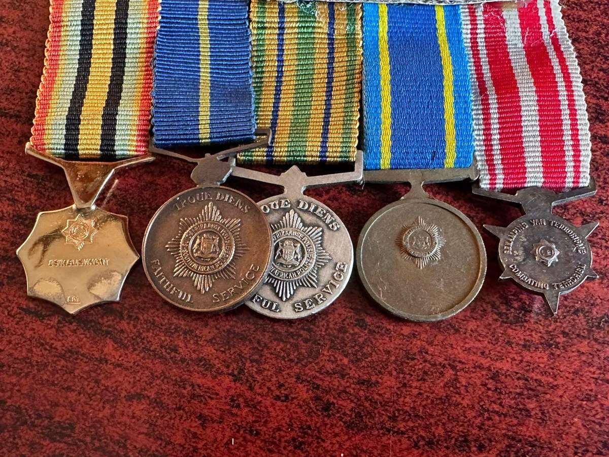 Miniature police group of 5 medals belonged to KB O'Connor. Includes 10 pages with research. Medal f