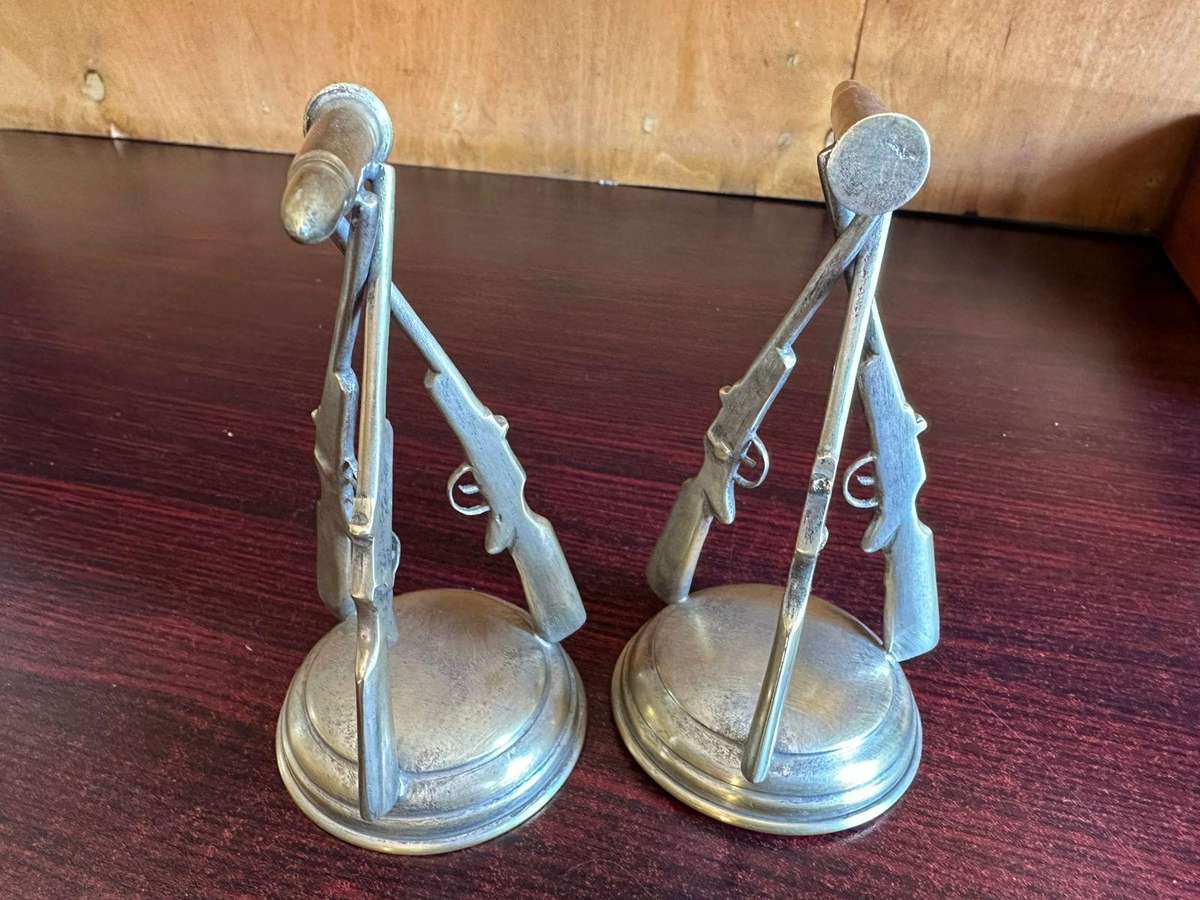 Boer War set of .303 shooting awards. Height 12cm. Diameter at the base 6,8 cm