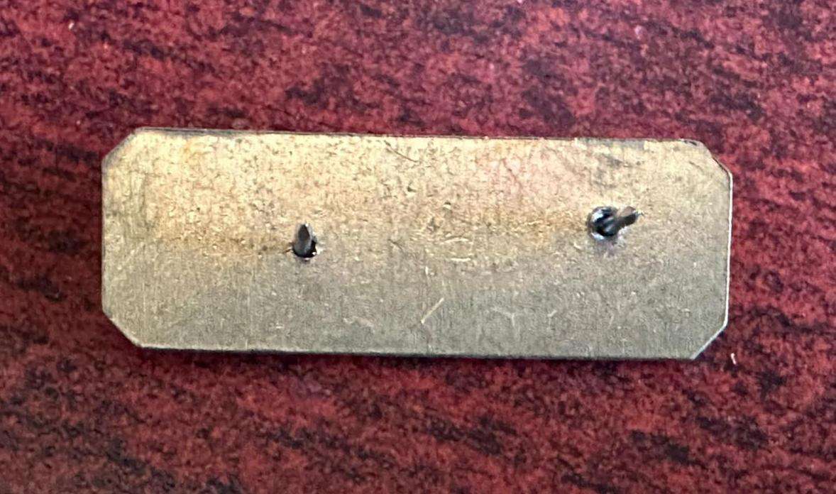 SADF Sharpshooter breast badge,chrome rifle on enamel backing. 2 Piece with 2 pins