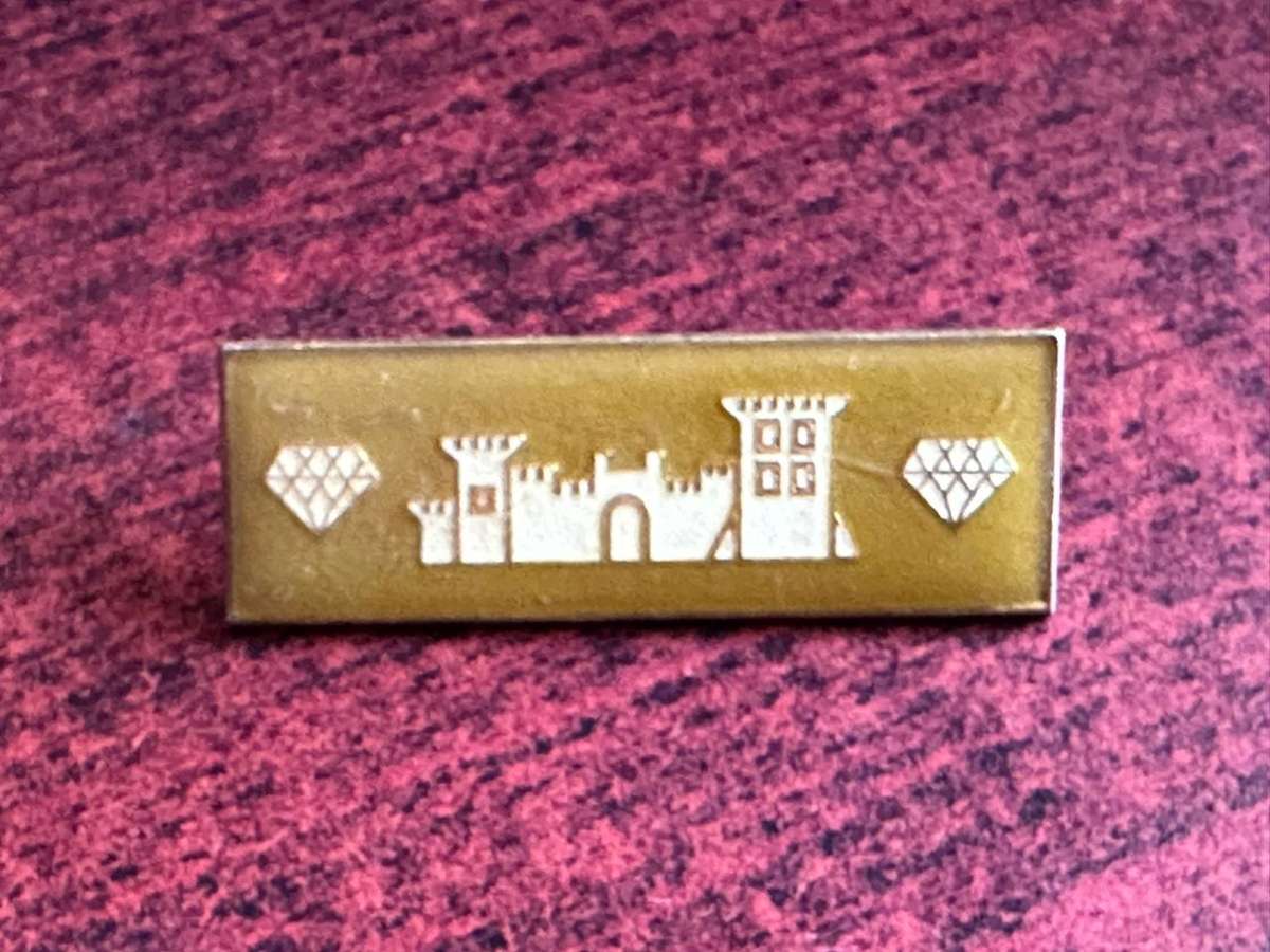 SWA Command bar. 2 Pins.