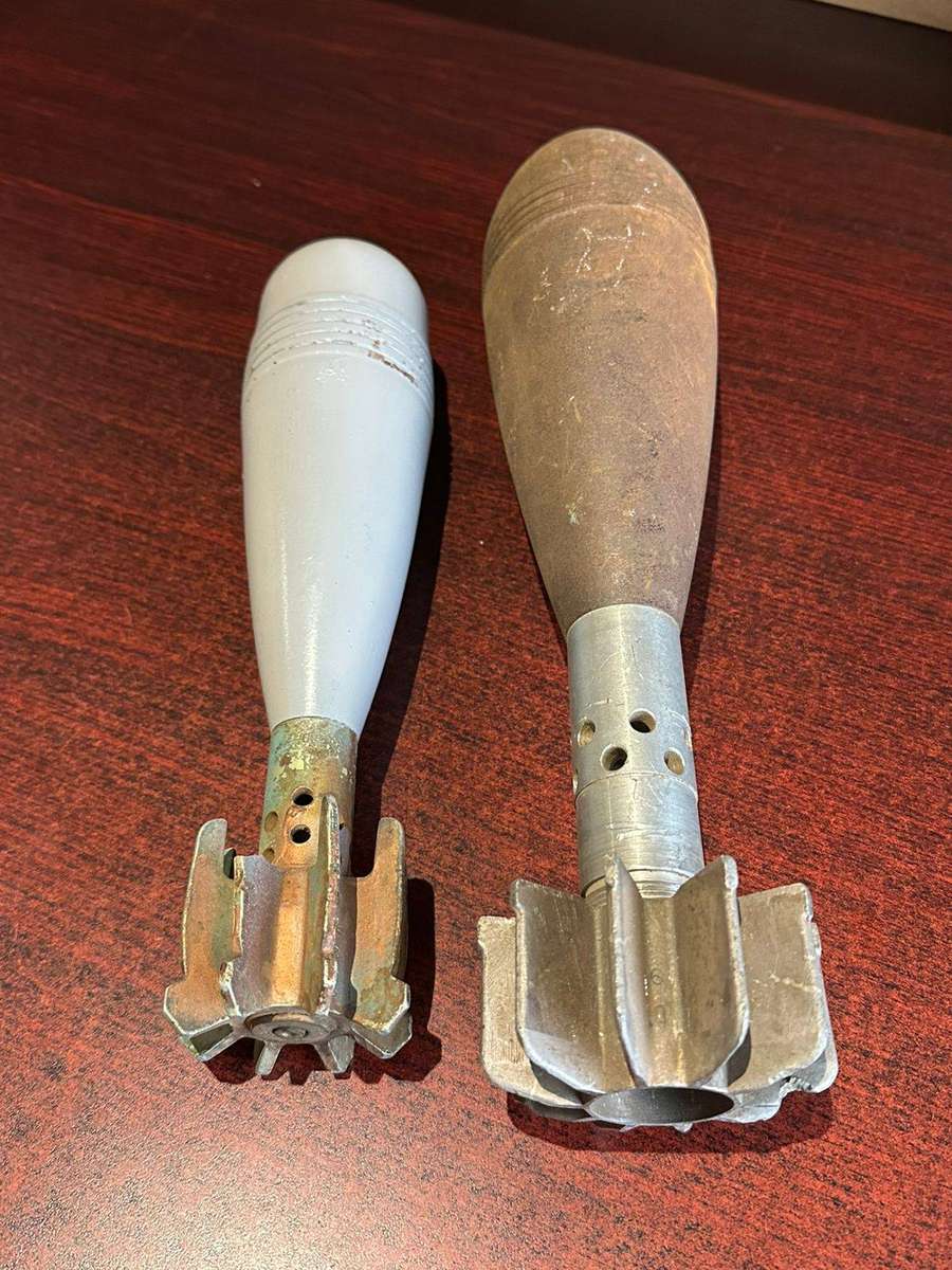 2x Deactivated mortars. Sold together. Measures 27,5cm and 34 cm.