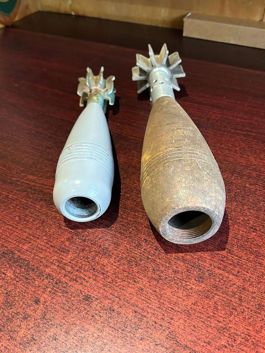 2x Deactivated mortars. Sold together. Measures 27,5cm and 34 cm.