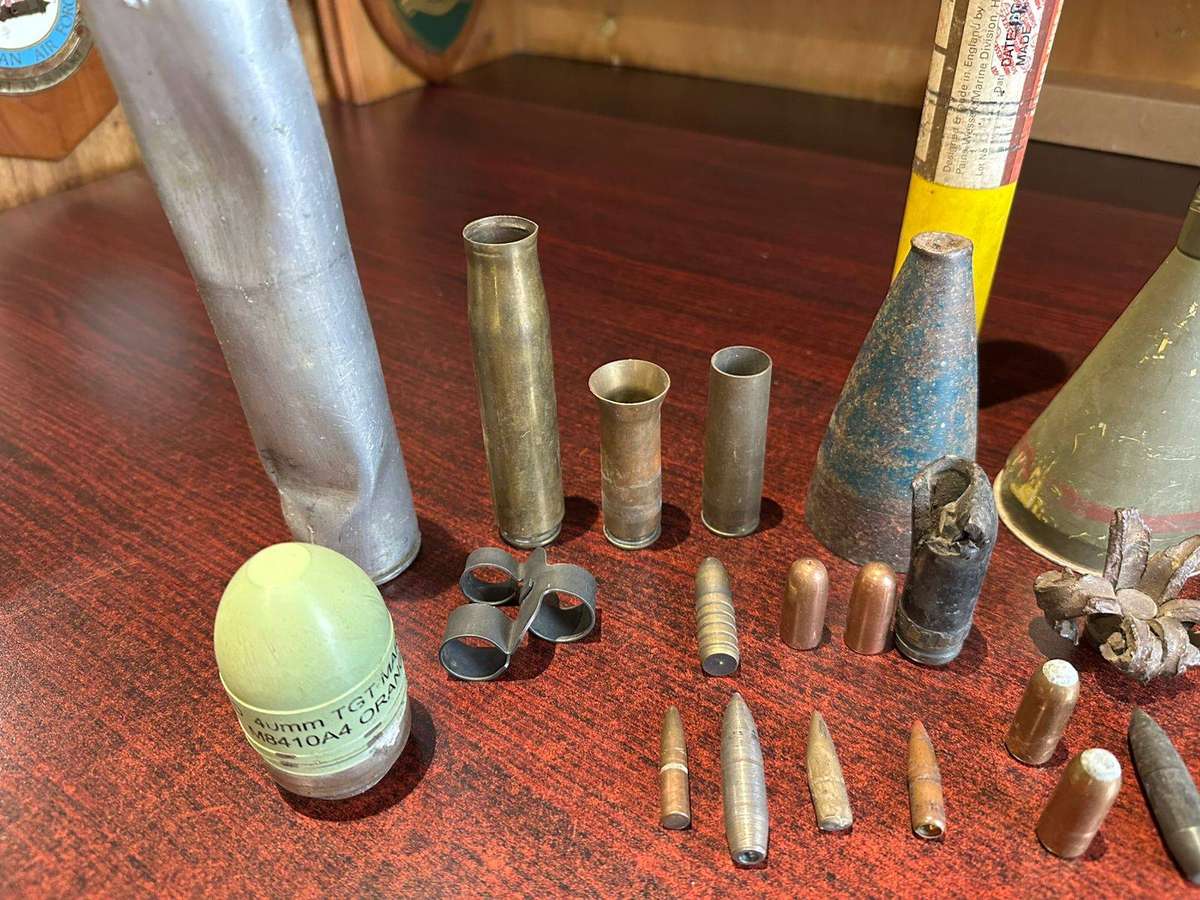 Mixed ordnance. Sold together. FFE. Inert 28 piecess in total.