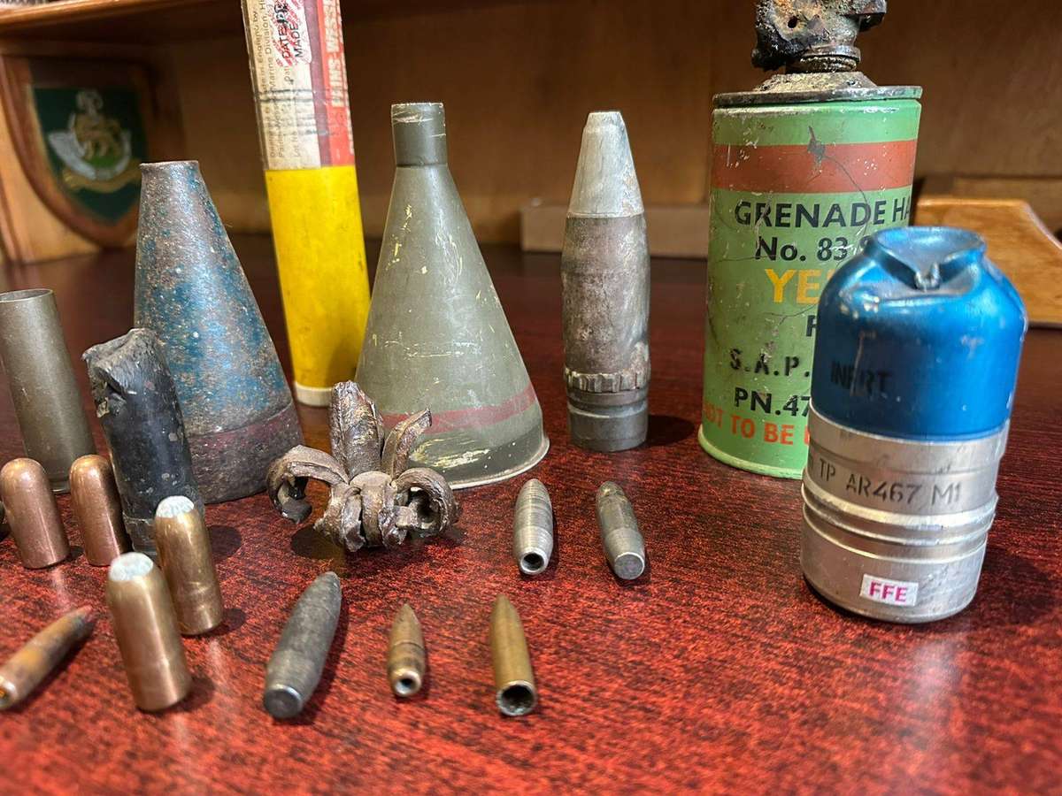 Mixed ordnance. Sold together. FFE. Inert 28 piecess in total.