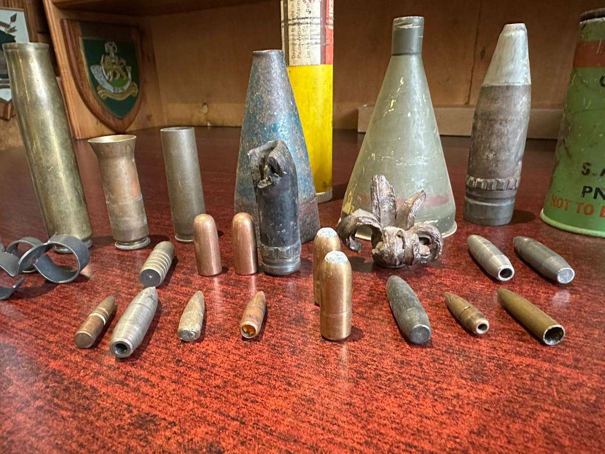 Mixed ordnance. Sold together. FFE. Inert 28 piecess in total.