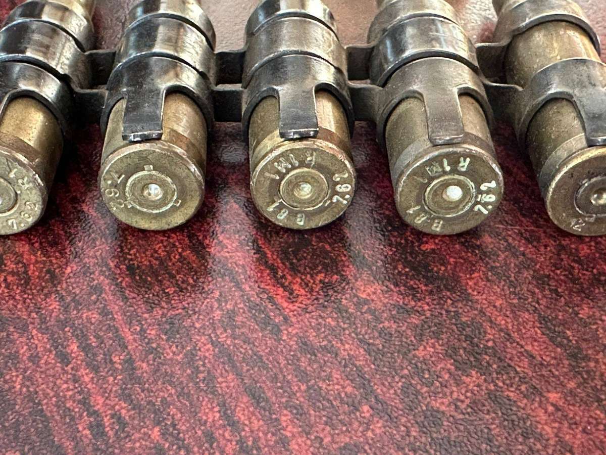 Border war period belted ammunition 7,62 push through type. Deactivated. 4 Pieces sold together.