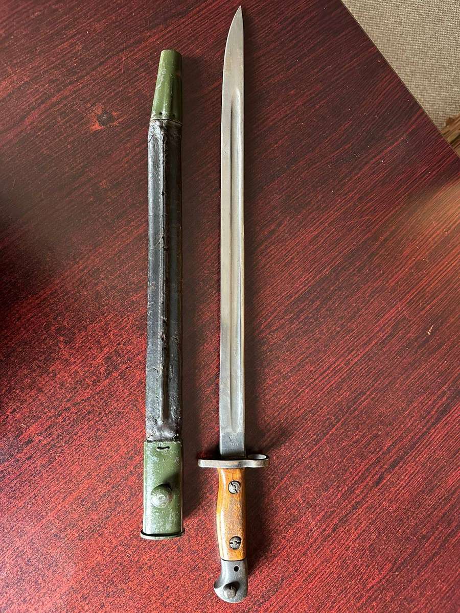1907 Bayonet by Wilkinson with scabbard. Scabbard not in a good condition.