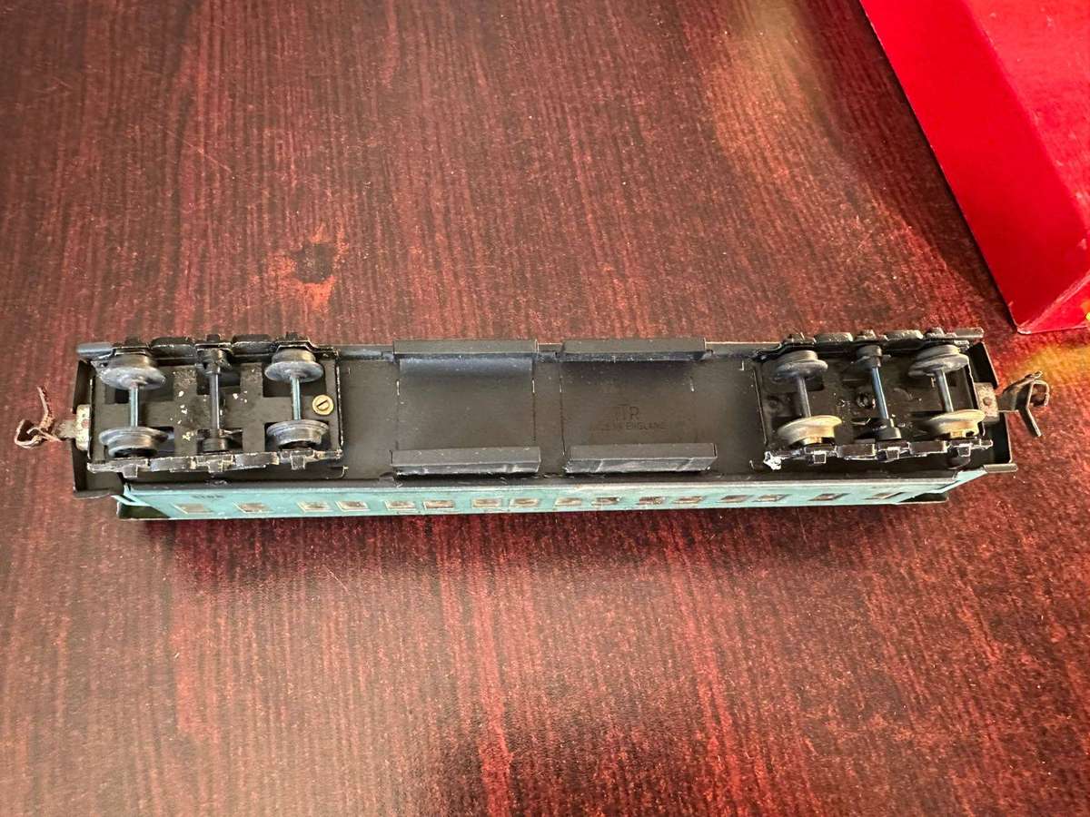 HO scale Pullman passenbger car. Boxed. Totall length 235 mm.