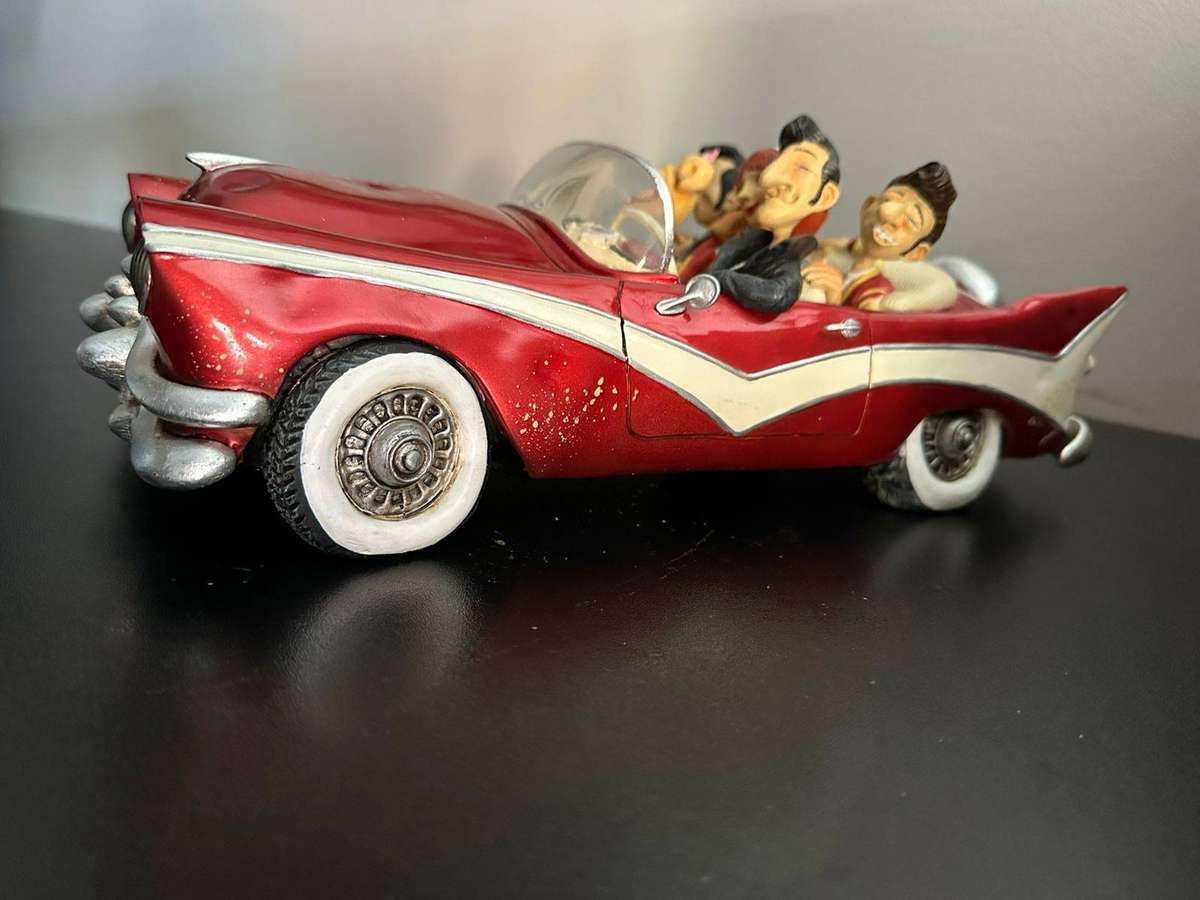 French, Guillermo Forchino item no 02228 limited edition. Impressed with G. Forchino and dated 2006.