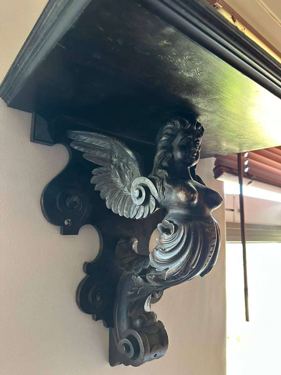 Antique wall mounted shelve. Circa 1800's. Square top measures 45,5x28,5cm. Top to bottom 40 cm.