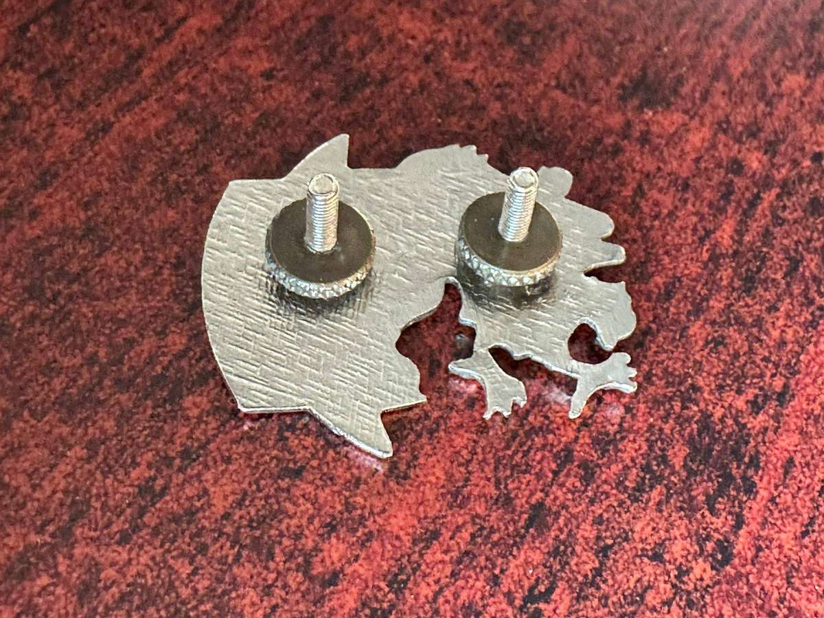 3 SA Infantry Training unit cap badge. Chrome variation approved 1986.