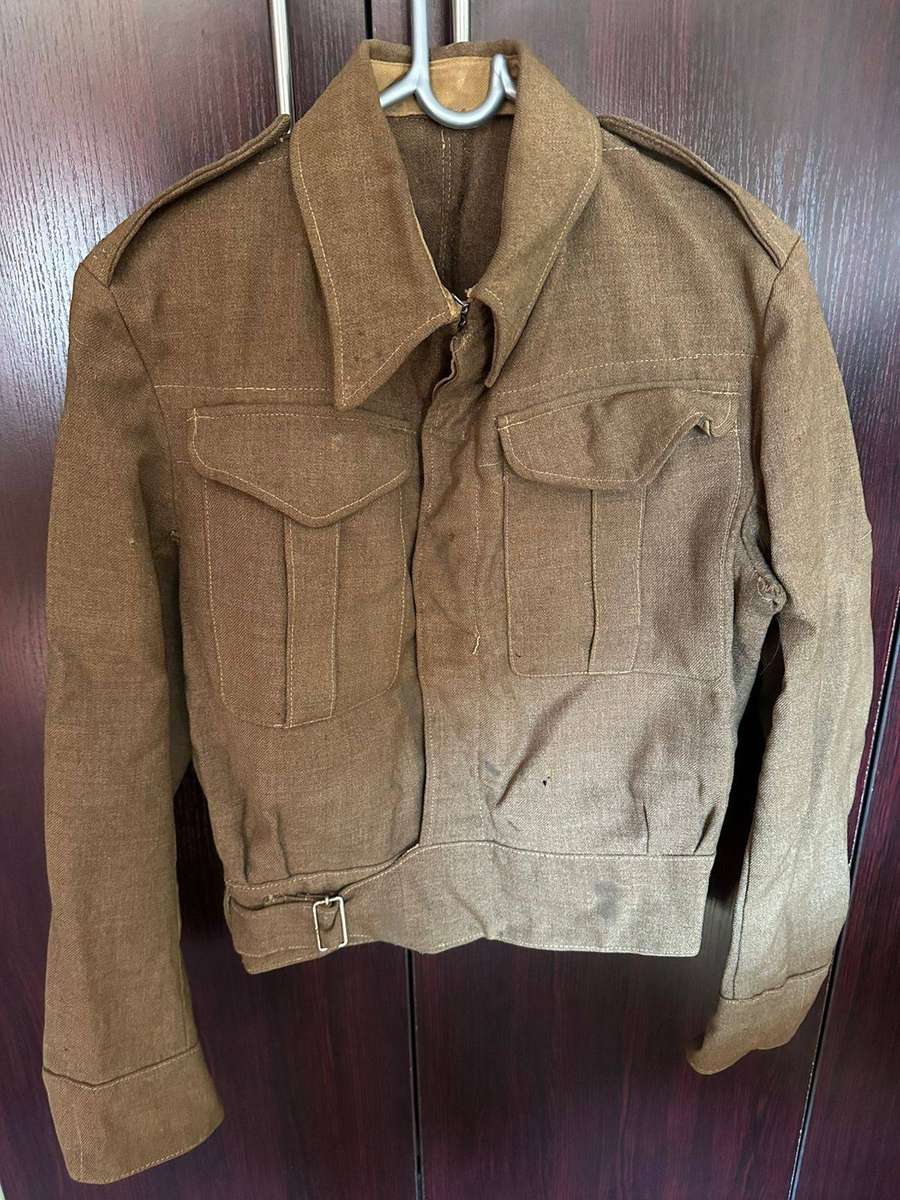 WW2 Battle dress and pants. Labelled. Please look at pictures for size. Waist on pants 33cm. Pipe le