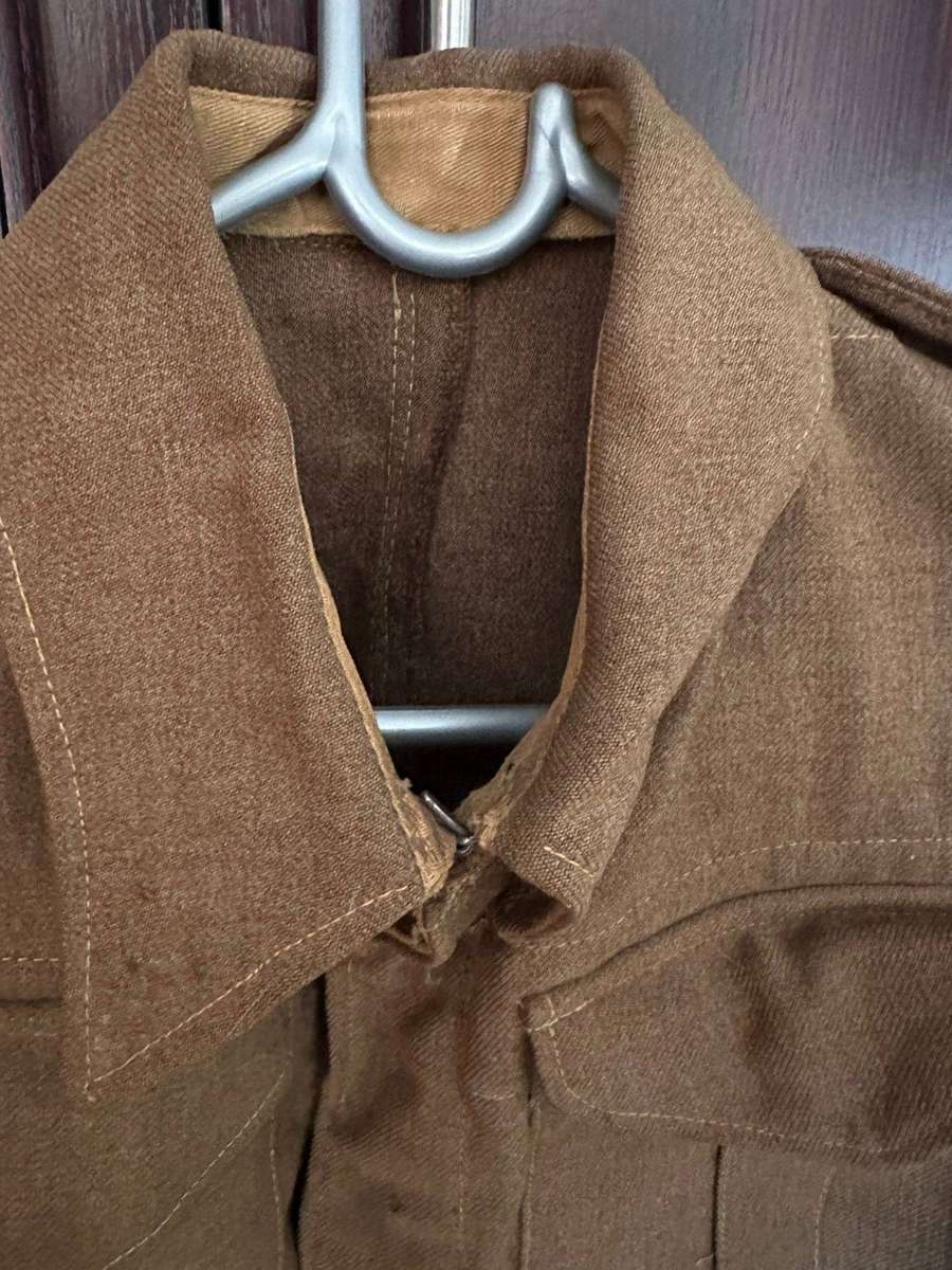 WW2 Battle dress and pants. Labelled. Please look at pictures for size. Waist on pants 33cm. Pipe le