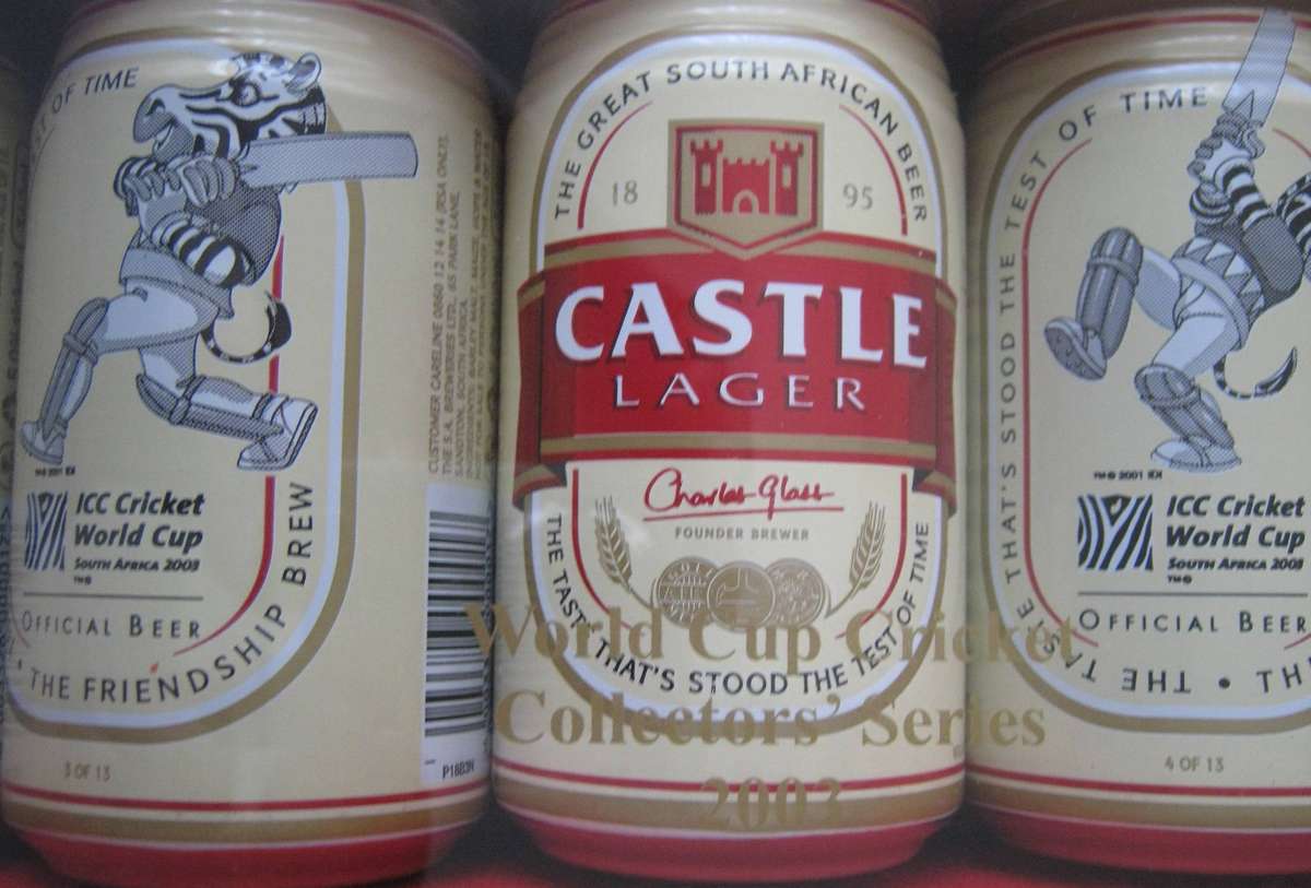2003 ICC Cricket World Cup 12 Castle Beer Can Collection in Display Case