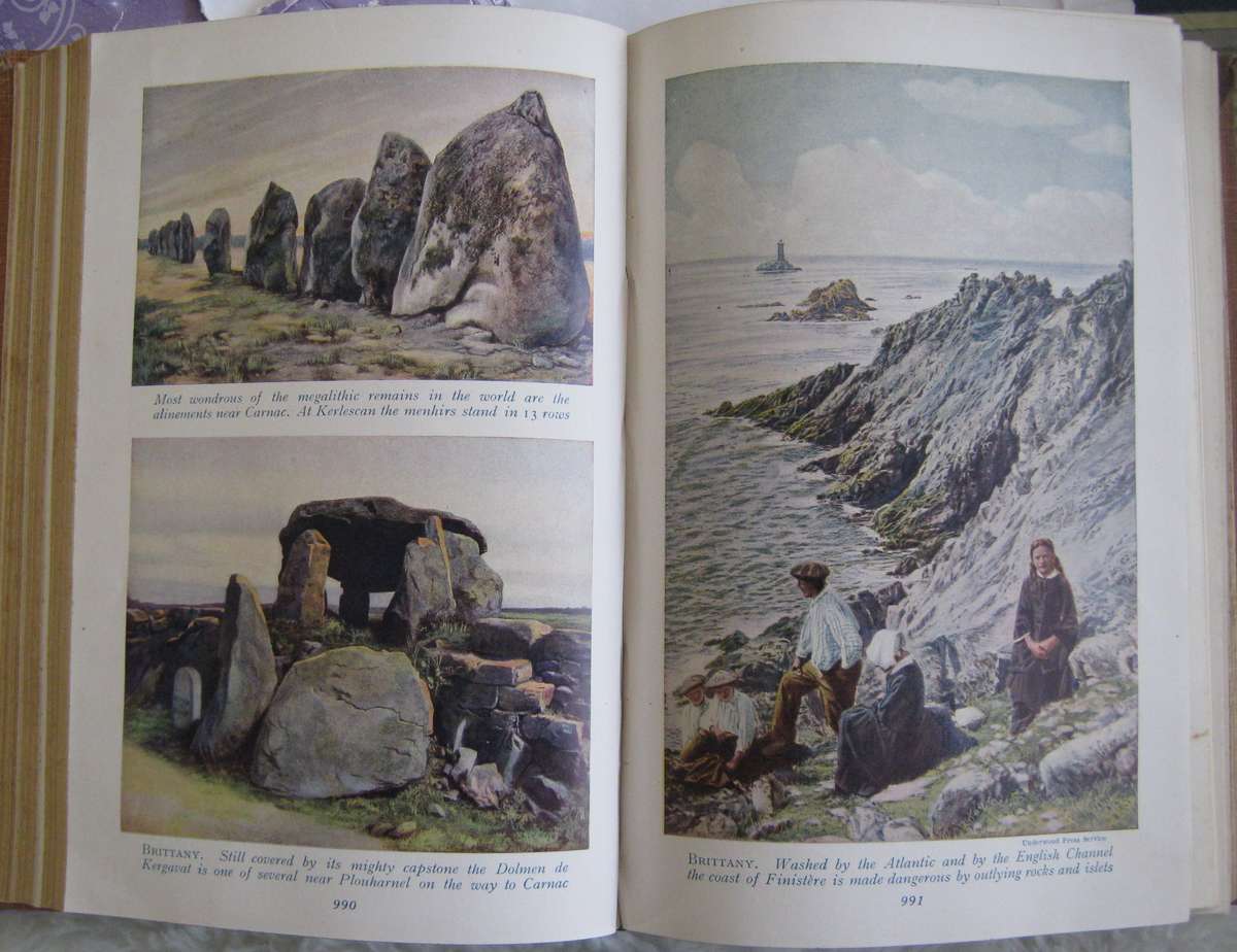 Countries of the World - 4 Volumes  Fully Illustrated