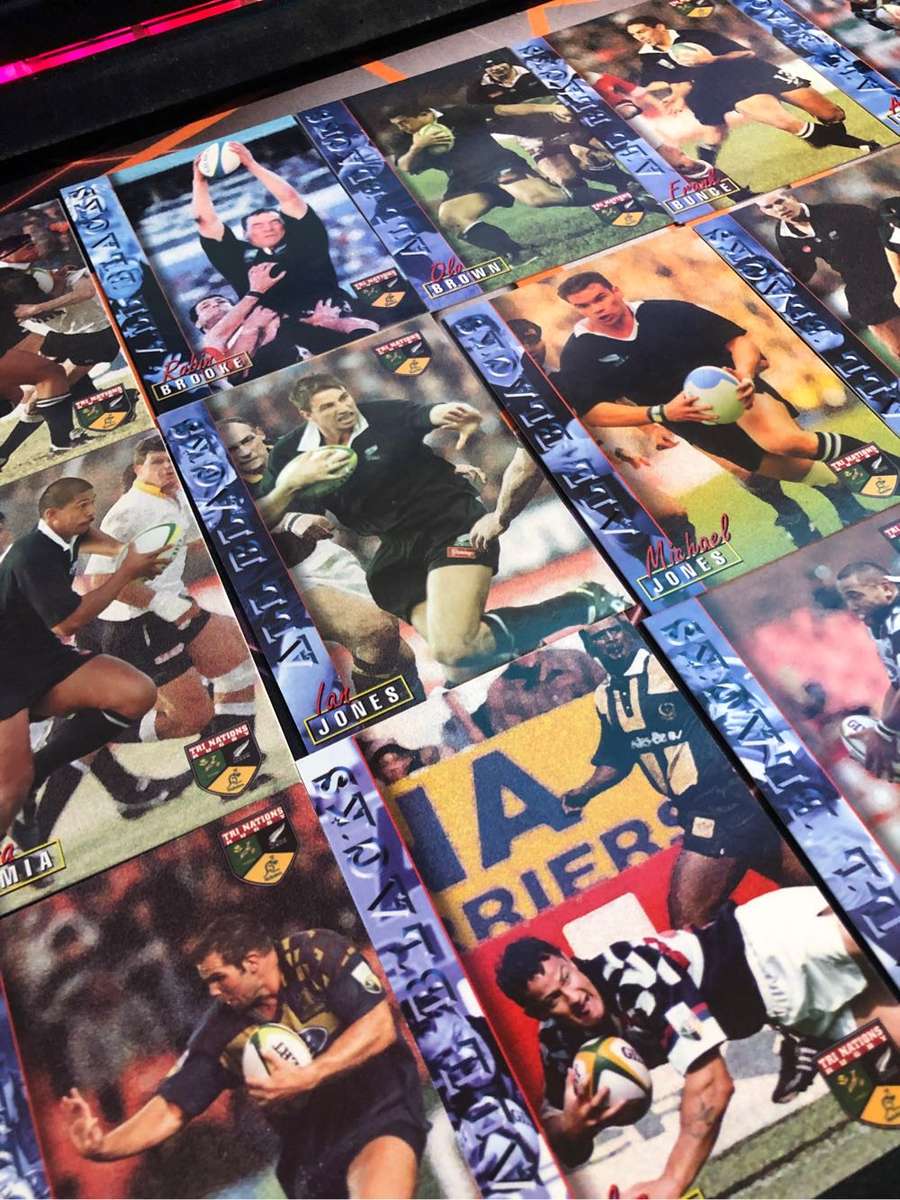 All Blacks Rugby 22 of 25 ALMOST COMPLETE SET 1997 Rugby trading cards