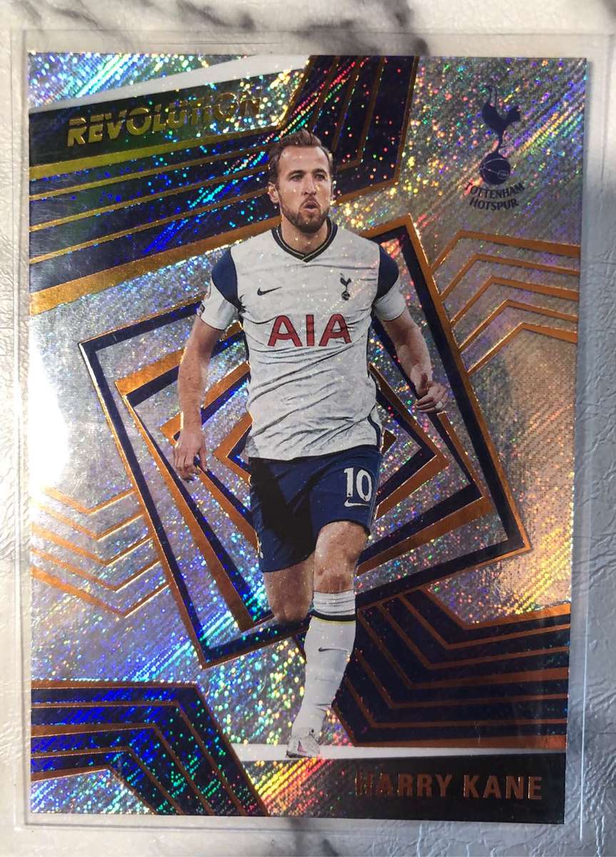 Harry Kane EPL REVOLUTION 2022 RARE BASE soccer trading card