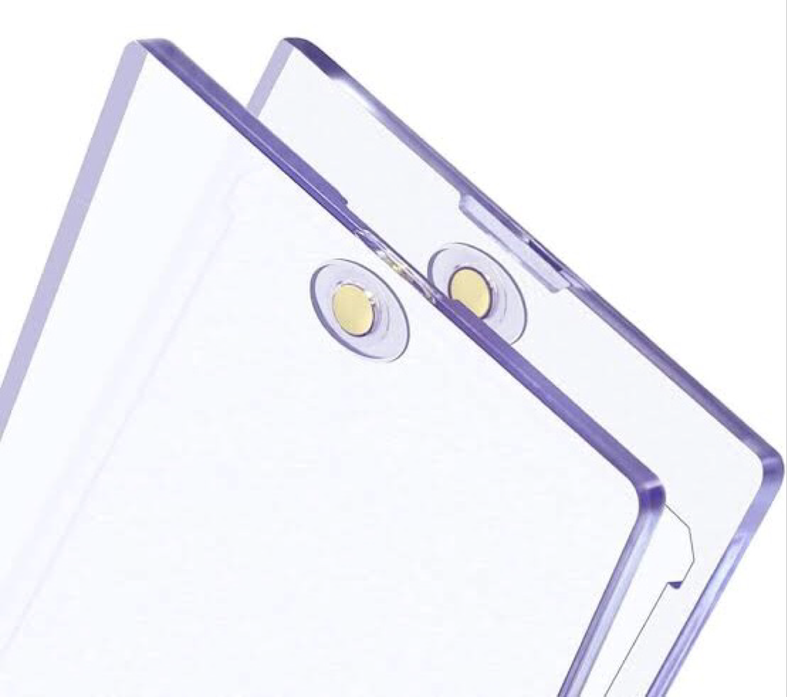 1 Magnetic Top-loader 35pt (Standard size) Best looking form of protection for trading cards