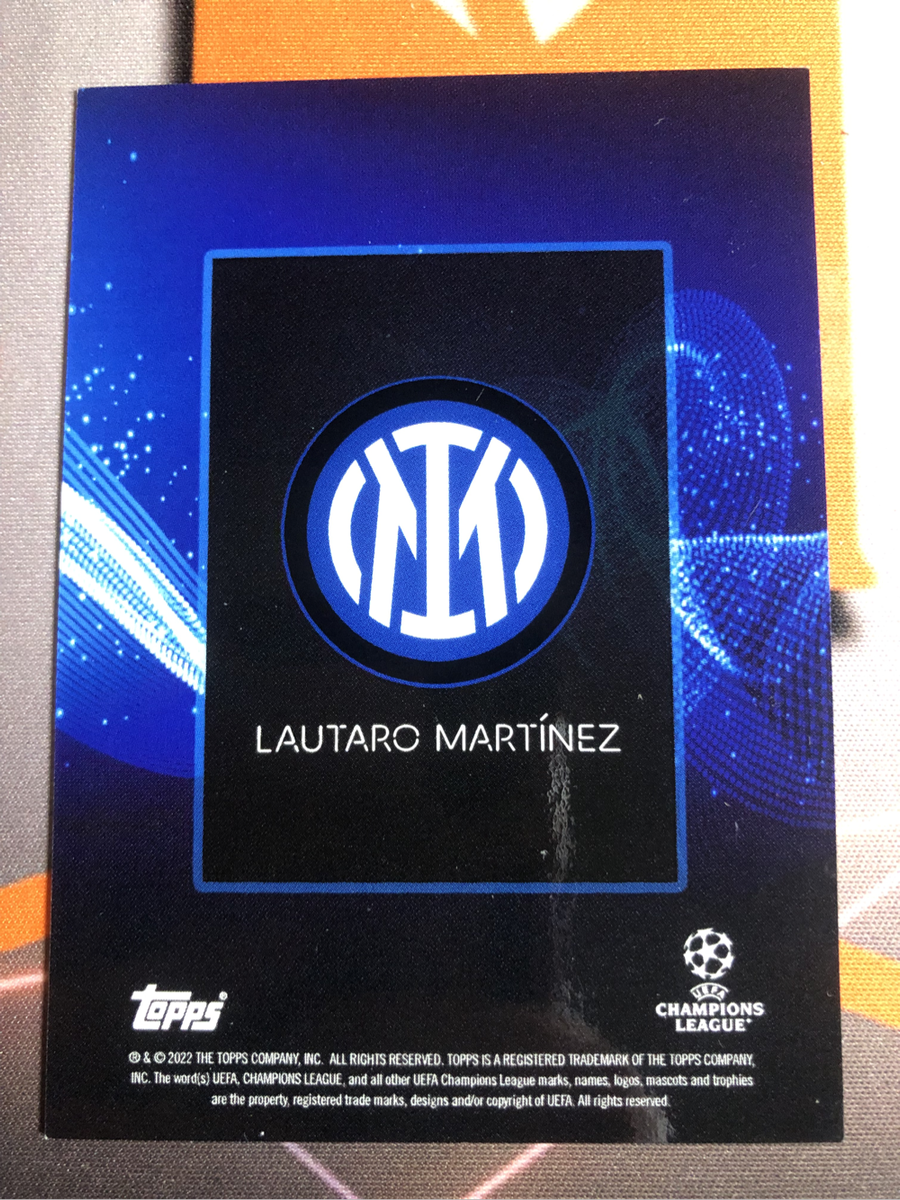 Lautaro Martinez Topps knockout 2022 soccer trading card