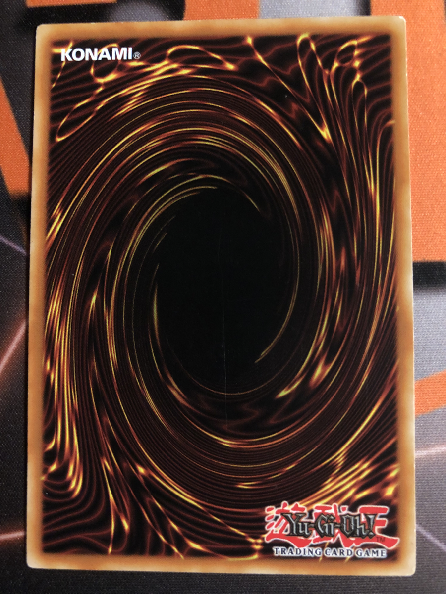 Dark Magician 2017 CT14-EN001 Yugioh trading card