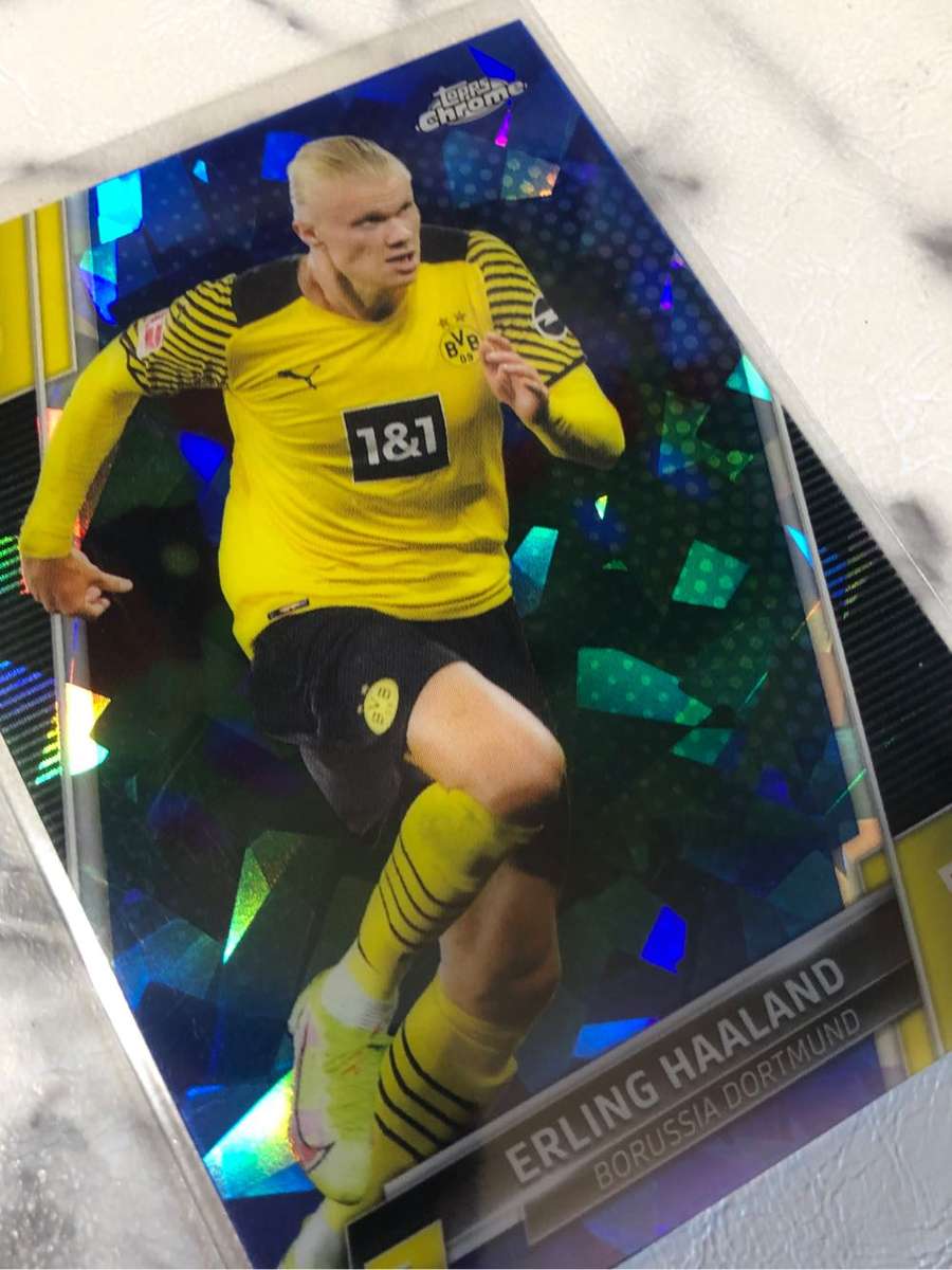 Erling Haaland SAPHIRE Bundesliga Topps 2022 soccer trading card