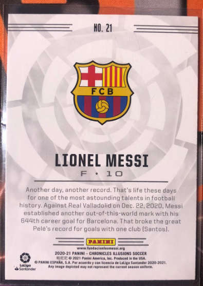 Lionel Messi Refractor 2020-2021 Chronicles Illusions soccer