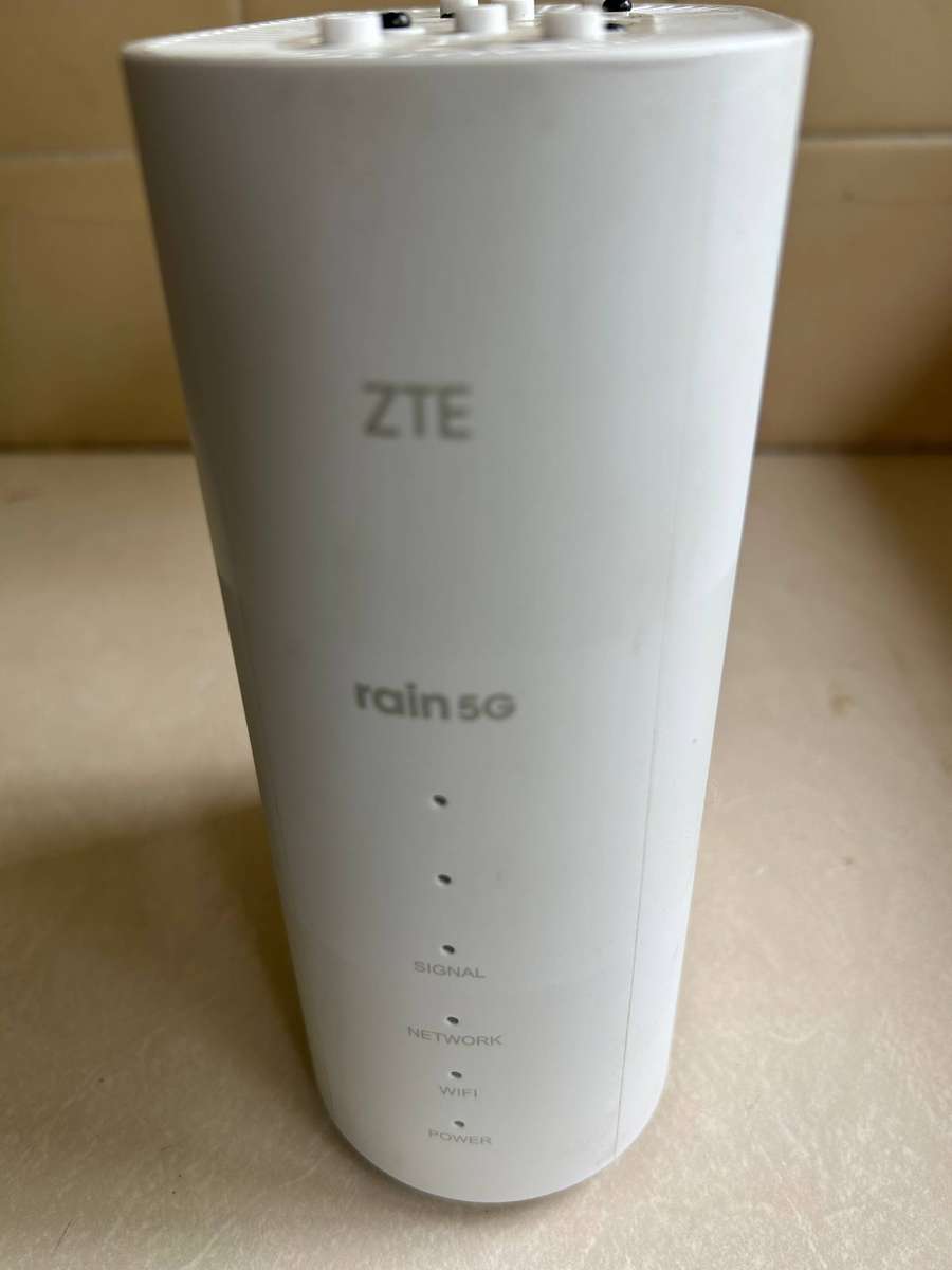 Lightning-Fast 5G: ZTE MC801A Router (Locked to RAIN Network) - Can be unlocked