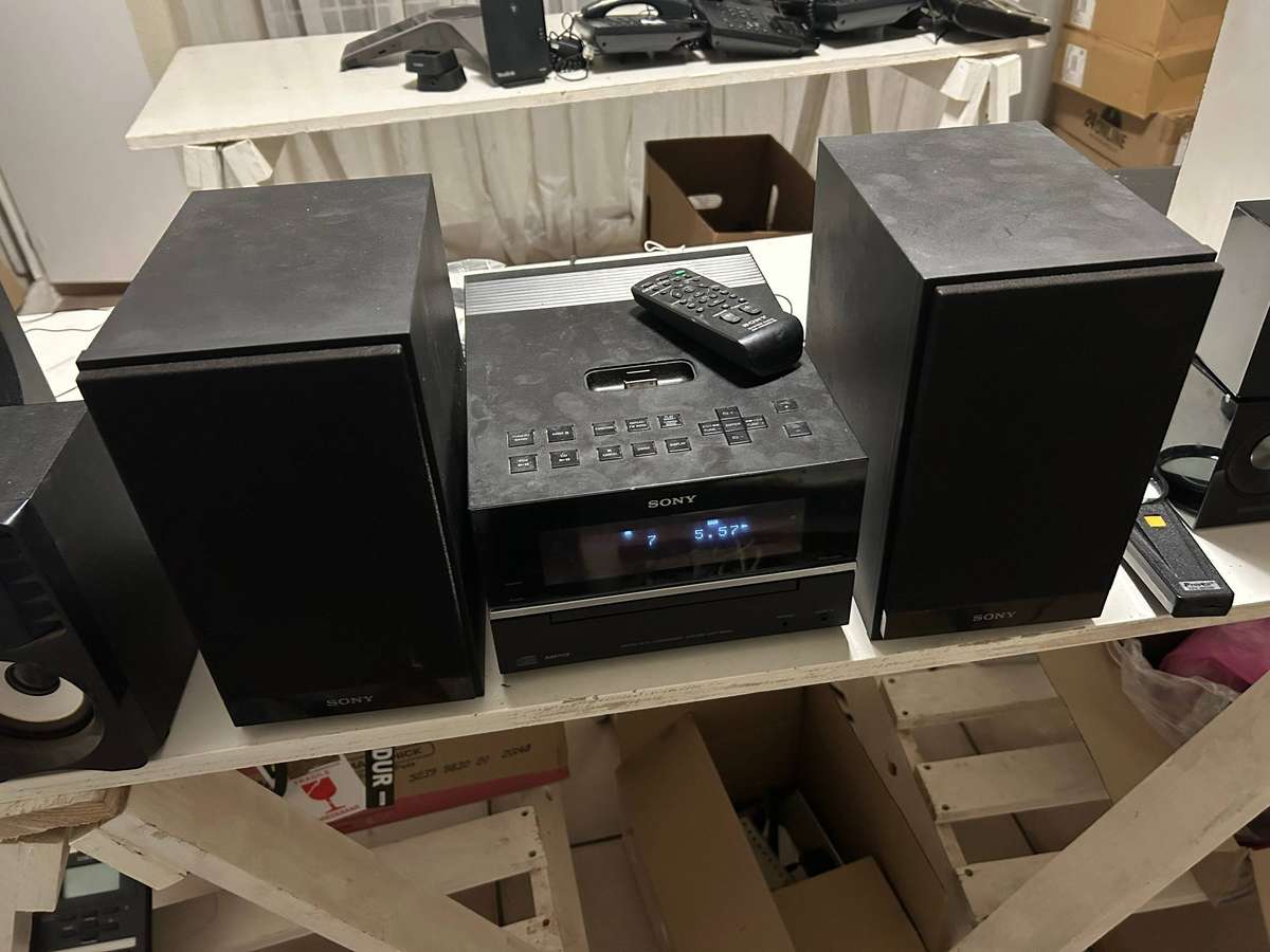 Unleash Your Music Collection with the Sony CMT-BX20i Micro Hi-Fi System