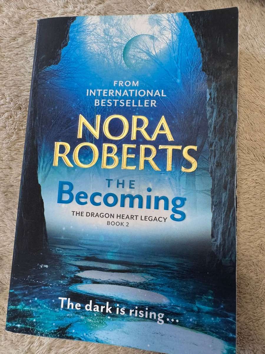 Nora Roberts books 13 titles as per pics All in good condition per book. Each