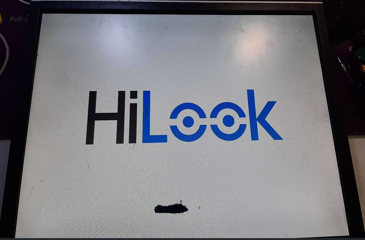 Dell 1908FPt 19 Inch LCD Monitor Wall Mount Square Screen Mark On Screen