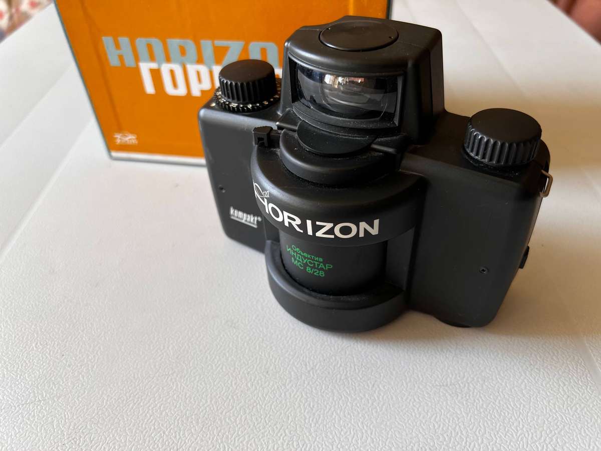 Horizon Kompakt Panoramic Point and Shoot 35mm Film