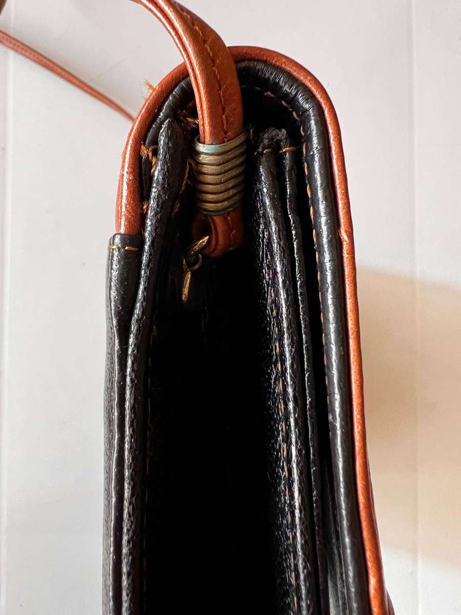 Ladie's Two-Tone Sling Leather Handbag