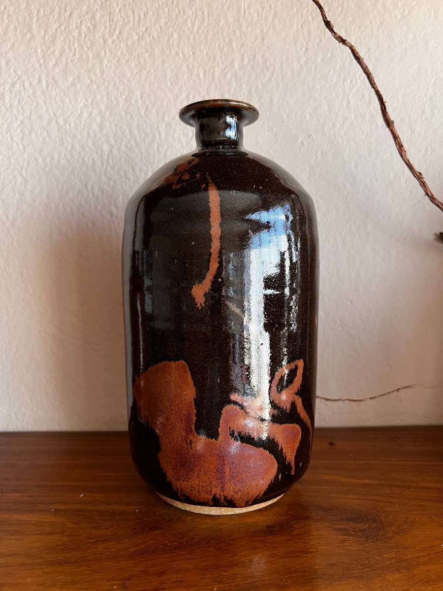ANDREW WALFORD Pottery: Vase