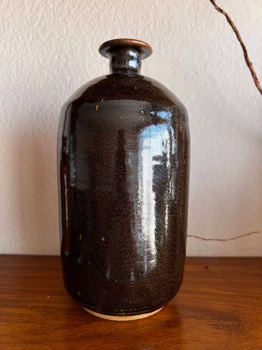 ANDREW WALFORD Pottery: Vase