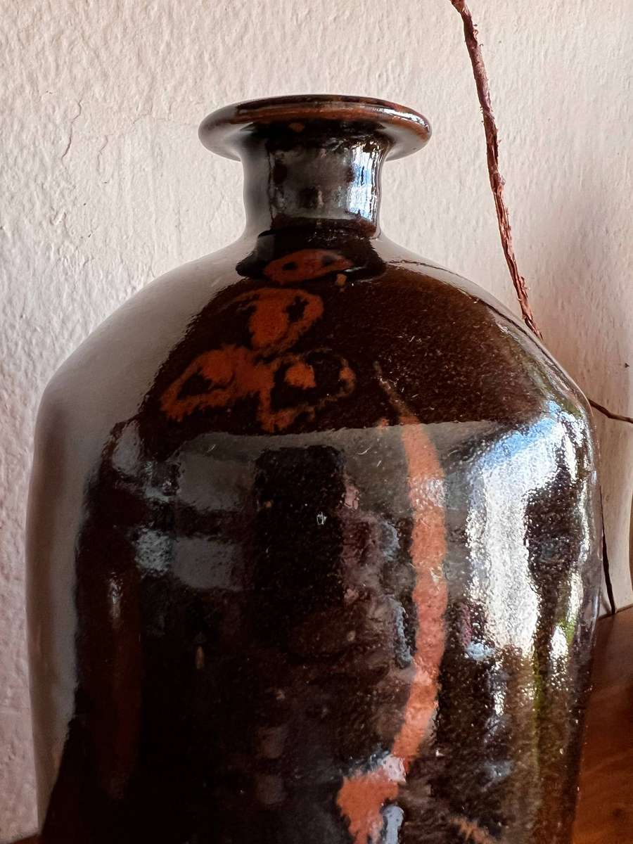 ANDREW WALFORD Pottery: Vase