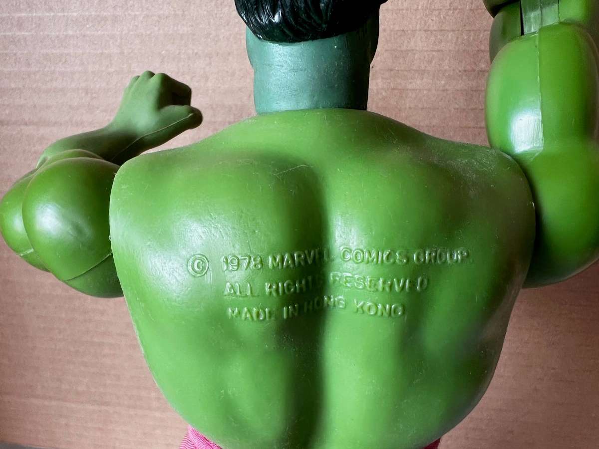 Marvel Vintage 1978 The Incredible Hulk 12 inch Action Figure