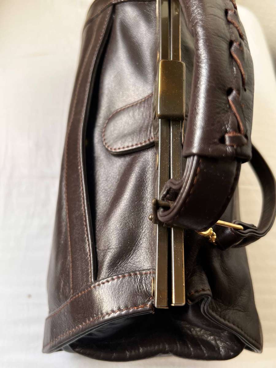 Vintage-Style Leather Doctors Bag Handbag