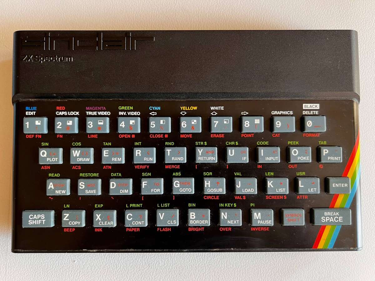 Sinclair ZX Spectrum 48K - Rare Complete Retro Collection - Boxed with Games & Accessories