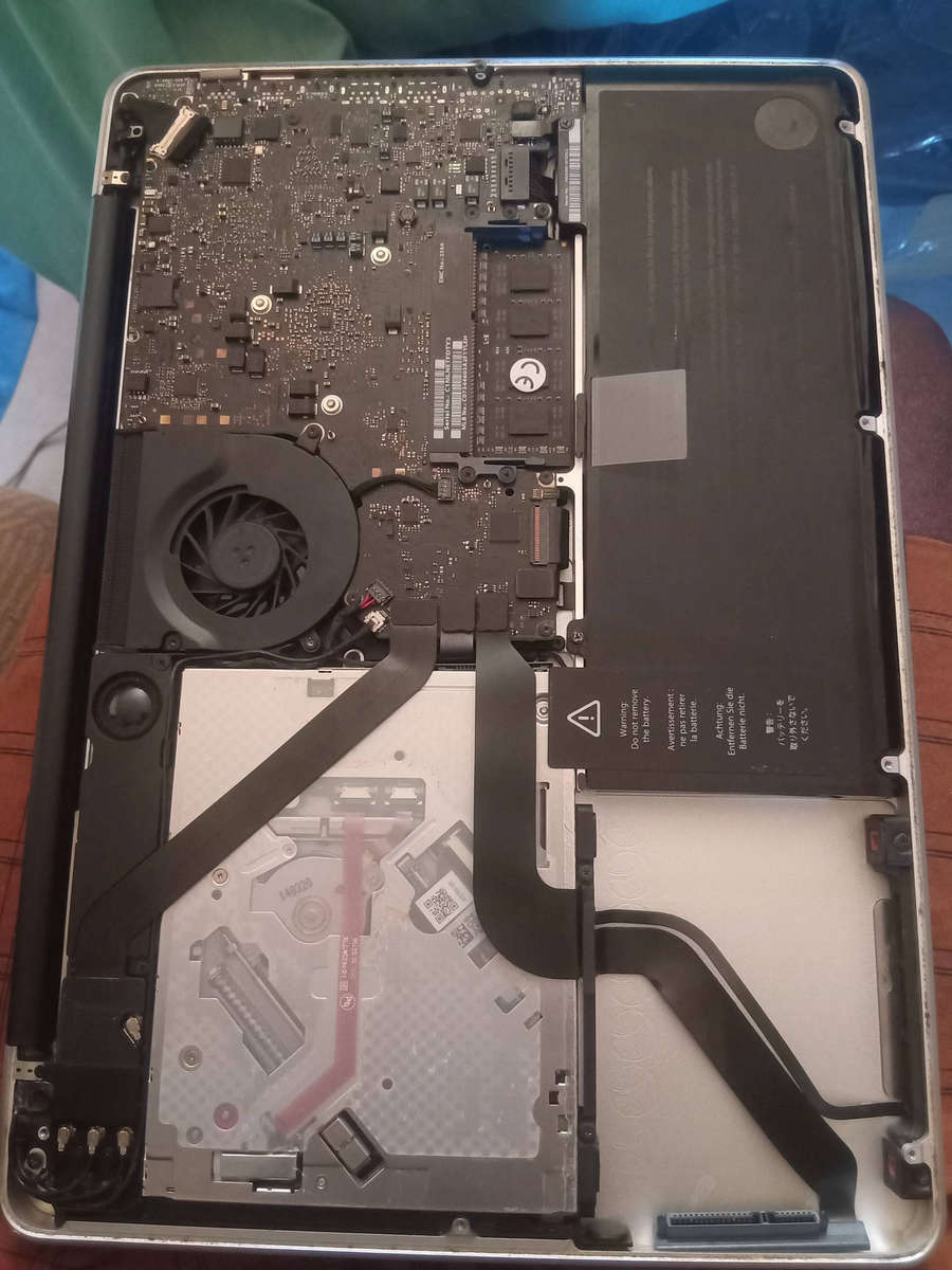Apple MacBook Pro 13-inch Retina Display