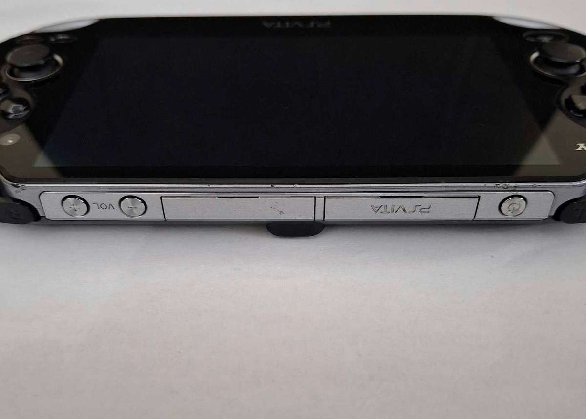 Ps Vita 1004 64GB + 15 Games
