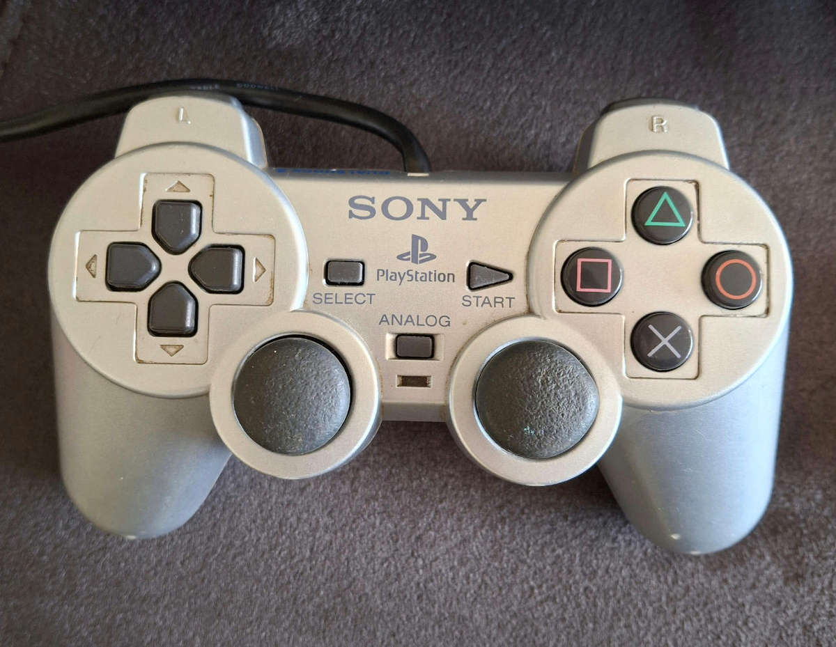 Sony PS2 Silver - Fat Model SCPH 50004