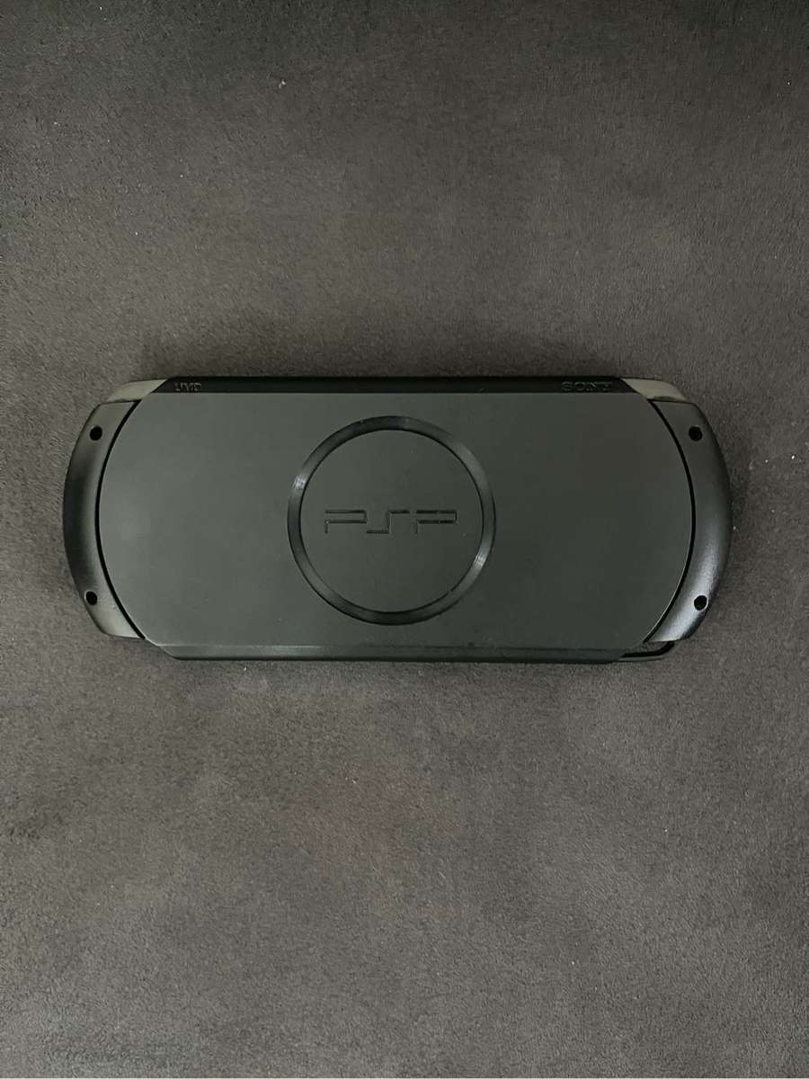 Sony PlayStation Portable Console - Charcoal Black PSP E1000 Series