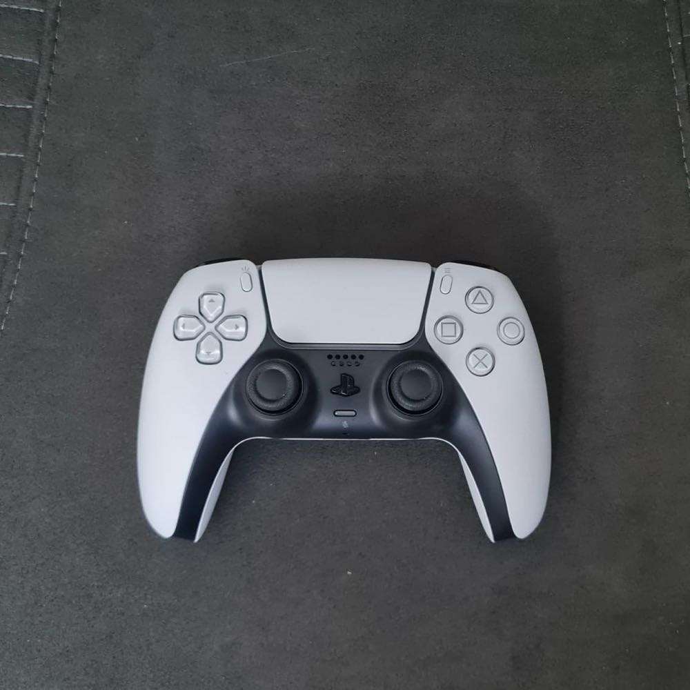 PlayStation 5 Digital Console (Slim) - Glacier White