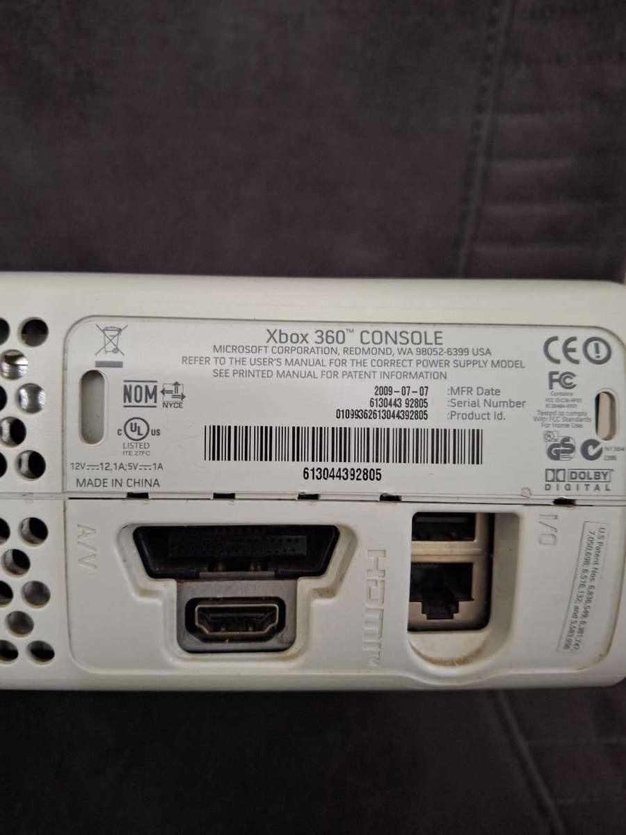 Xbox 360 PHAT Jasper Console + 2 Games