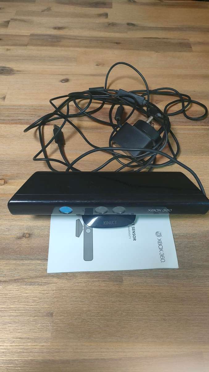 Xbox 360 Bundle which Includes Kinect Sensor