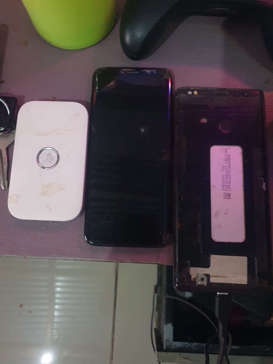 Samsung phones n Hawaii route 4G